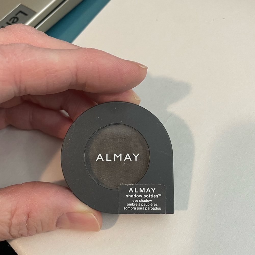 Almay Shadow Softies Eye Shadows Smoke - 150‎